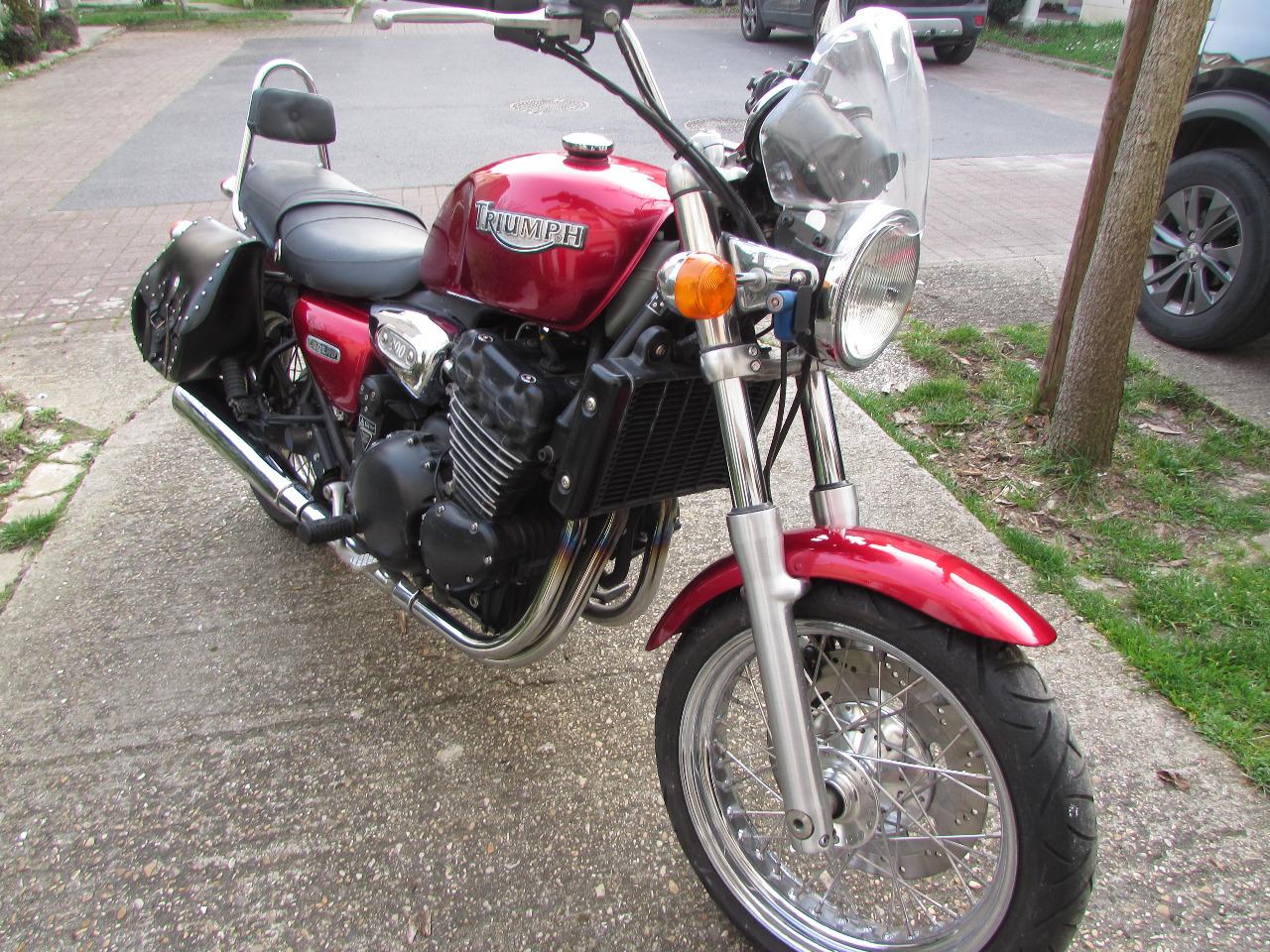 TRIUMPH Legend TT 900 - 2000 LesAnciennes.com