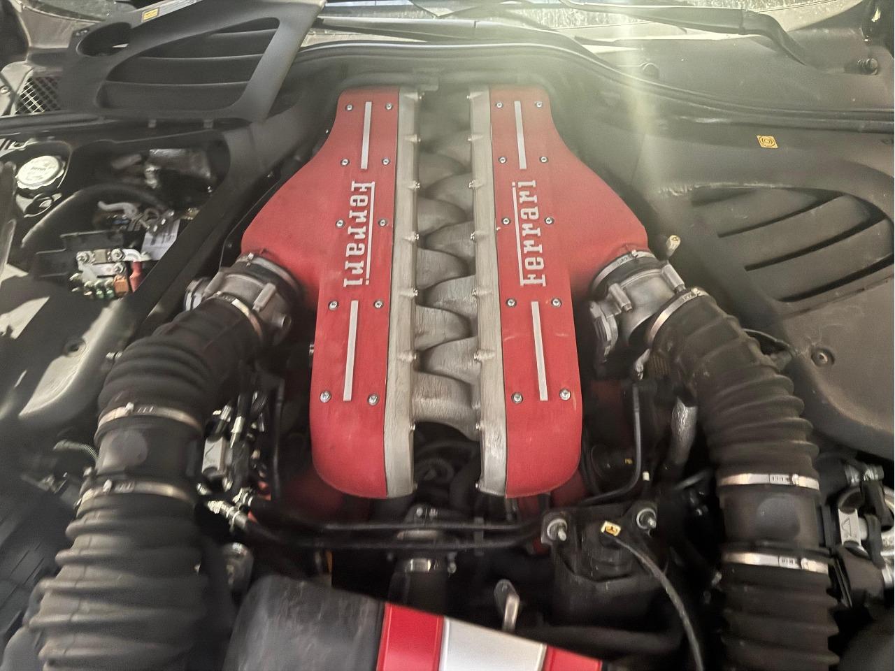 Moteur FERRARI FF 2012 LesAnciennes.com