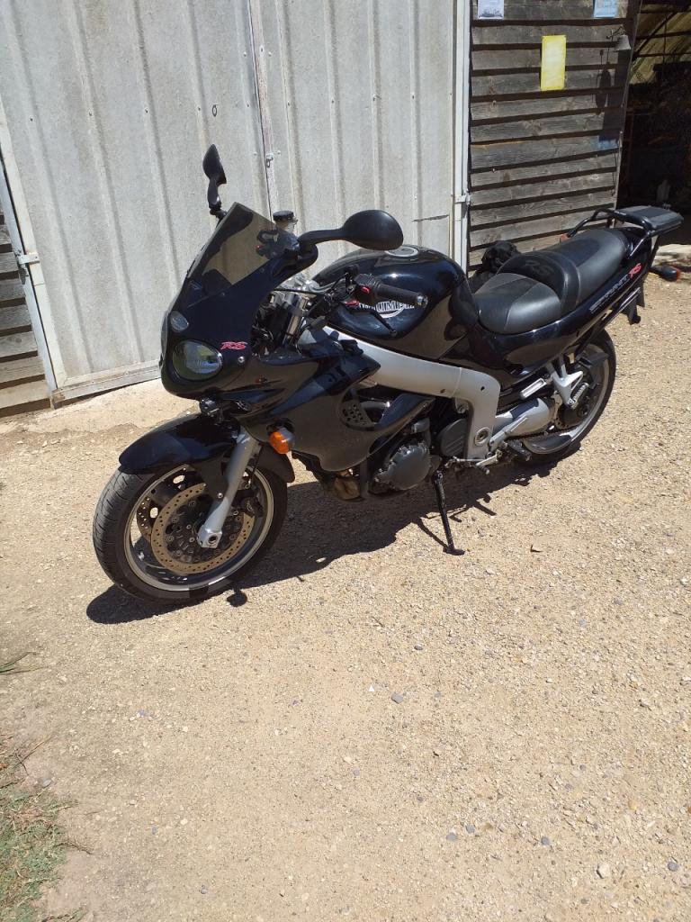 TRIUMPH Sprint RS - 2003 LesAnciennes.com