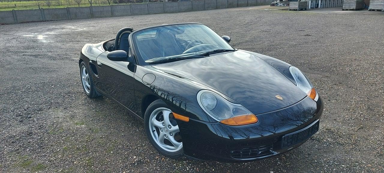 2001 Porsche Boxster 986 2.7L Tiptronic LesAnciennes.com
