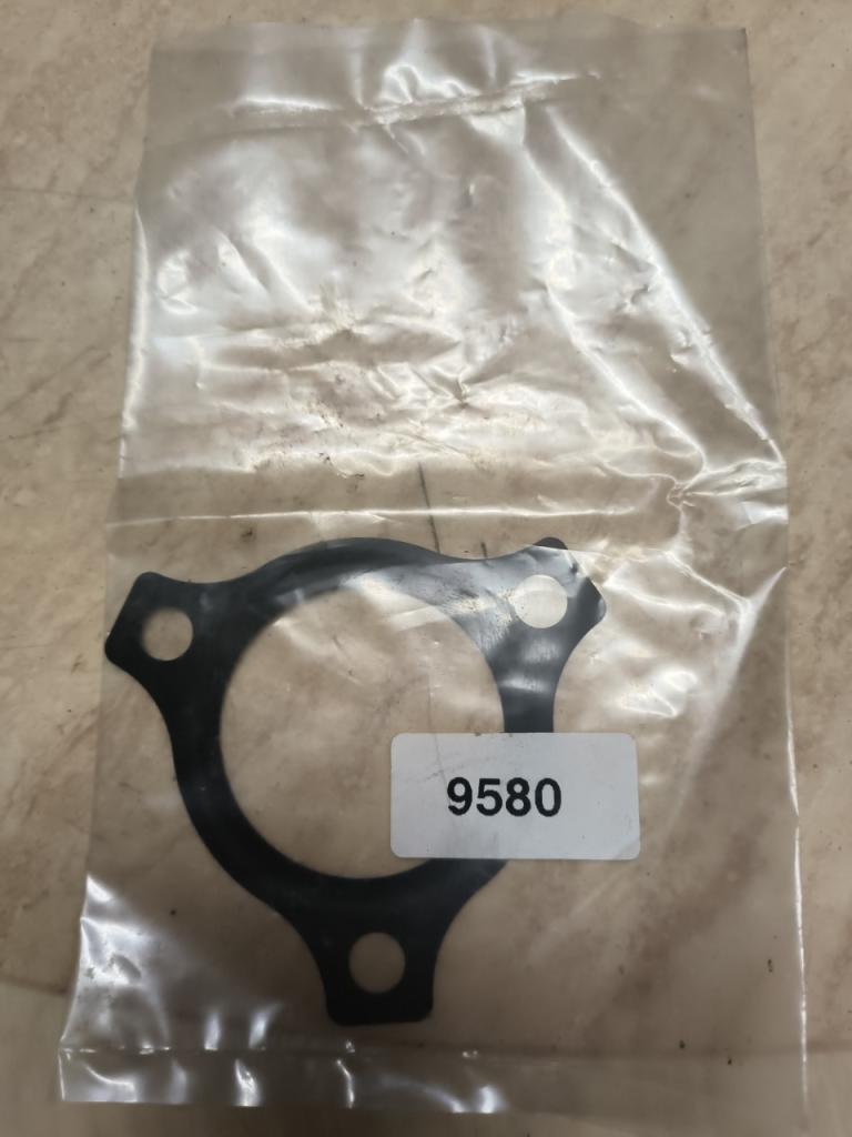 Joint de pompe à eau PSA 3 trous – Neuf LesAnciennes.com