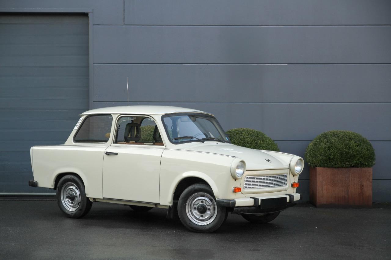 TRABANT 601 S - 1989 LesAnciennes.com