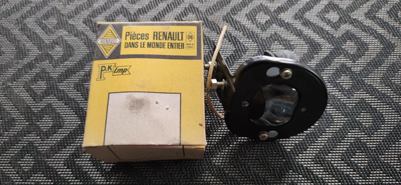 Eclaireur de plaque RENAULT 8 (R8) LesAnciennes.com