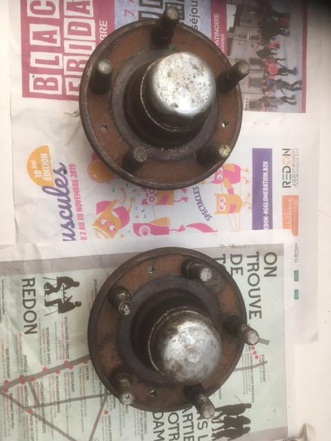 Moyeux avant VOLVO 164 LesAnciennes.com