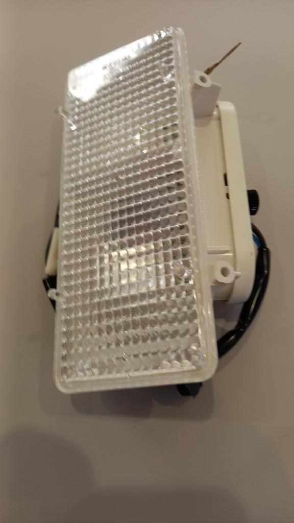 FEU AVANT DROITE COMPLET BLANC R6 DEPUIS 1974 LesAnciennes.com