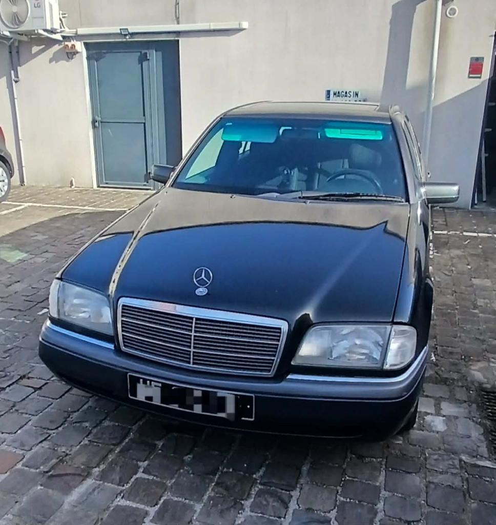 MERCEDES 180 - 1993 LesAnciennes.com