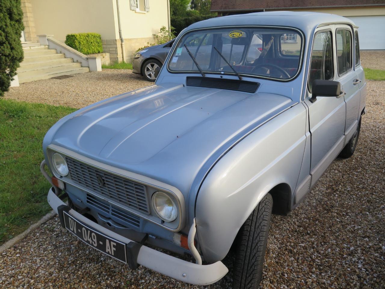 RENAULT 4 (R4) GTL Clan - 1984 LesAnciennes.com