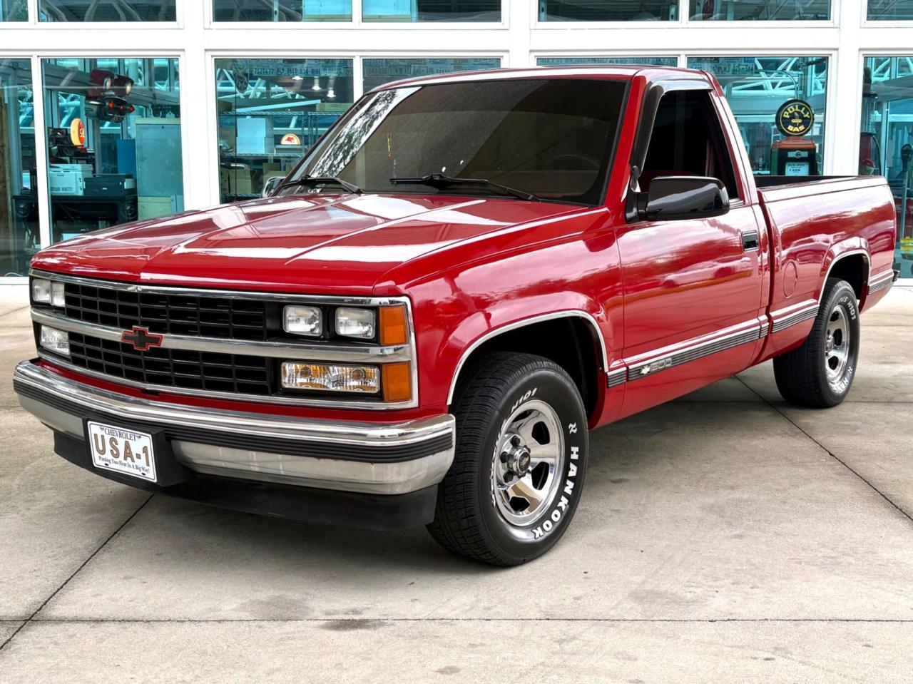 1988 Chevrolet 1500 Silverado GMT400 LesAnciennes.com