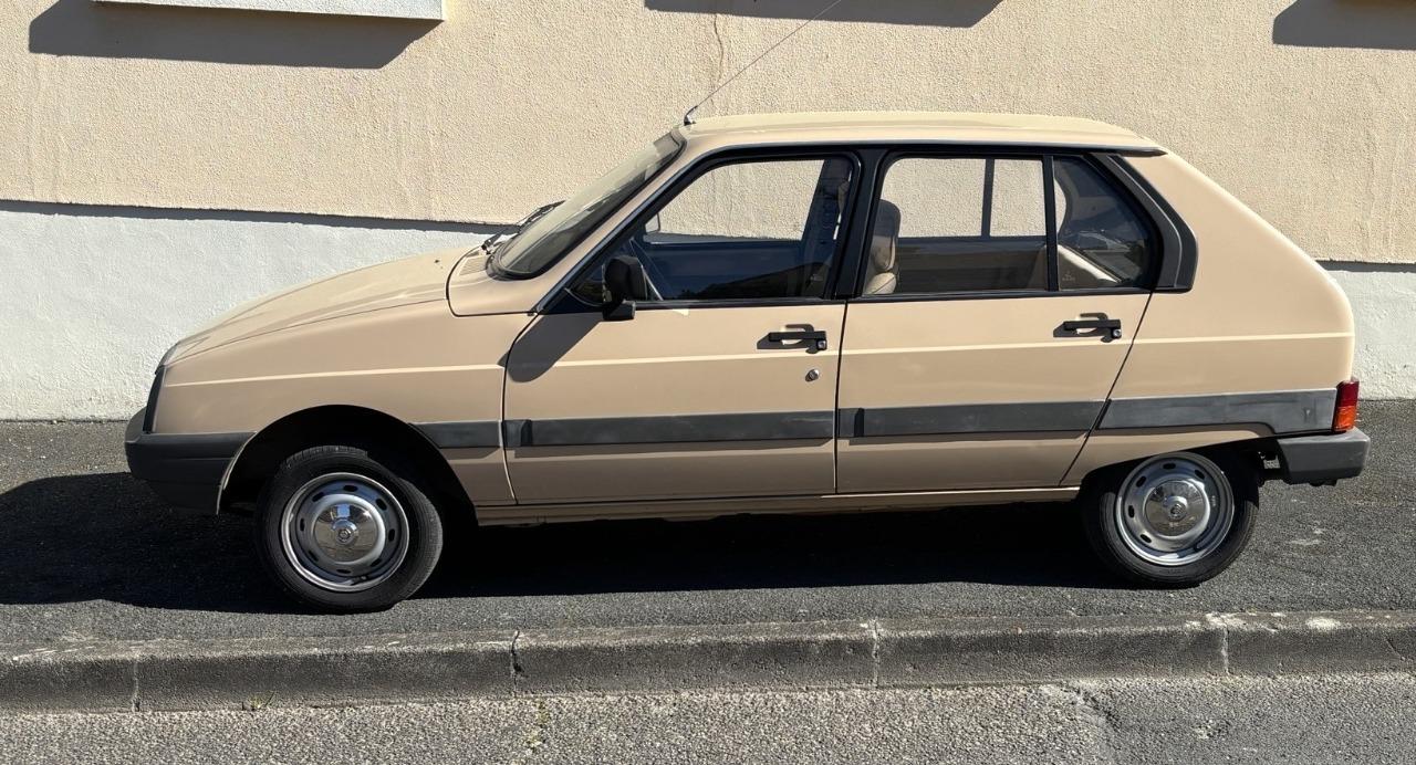 CITROEN Visa club - 1985 LesAnciennes.com