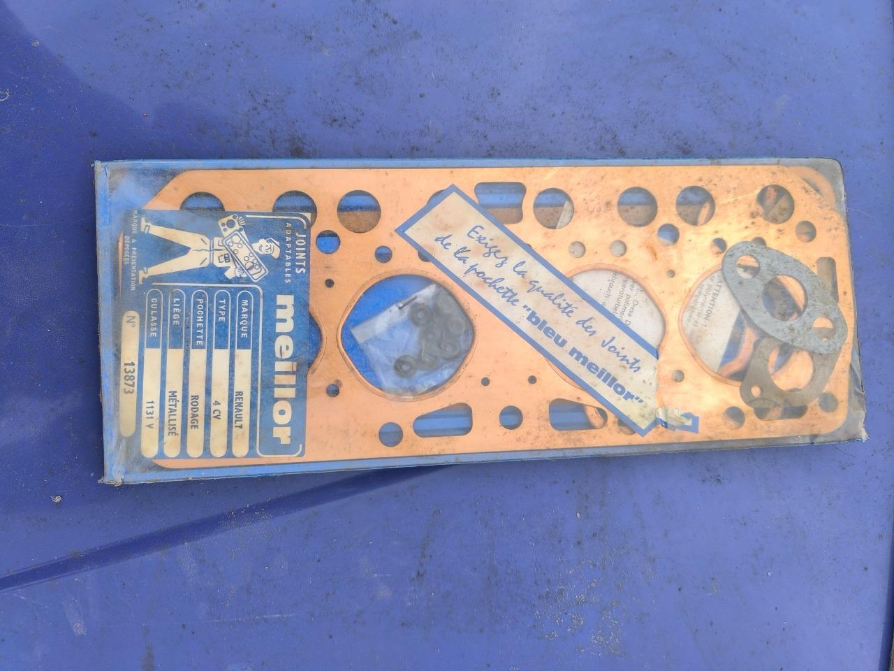 Joint moteur RENAULT 4 (R4) LesAnciennes.com