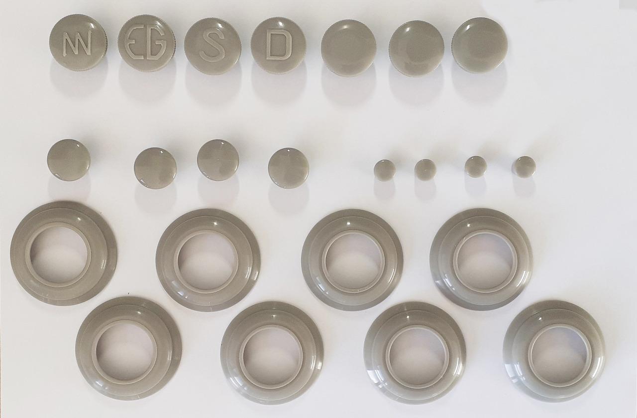 23 pièces 203 Peugeot: boutons bagues LesAnciennes.com