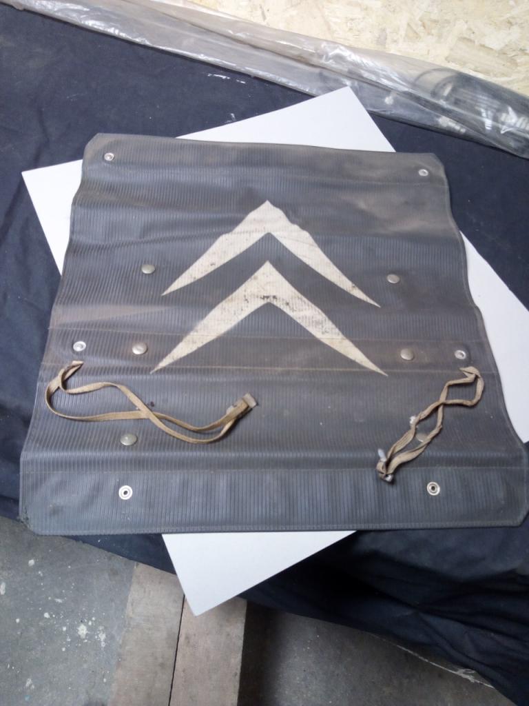 Cache radiateur CITROEN tube citroen LesAnciennes.com