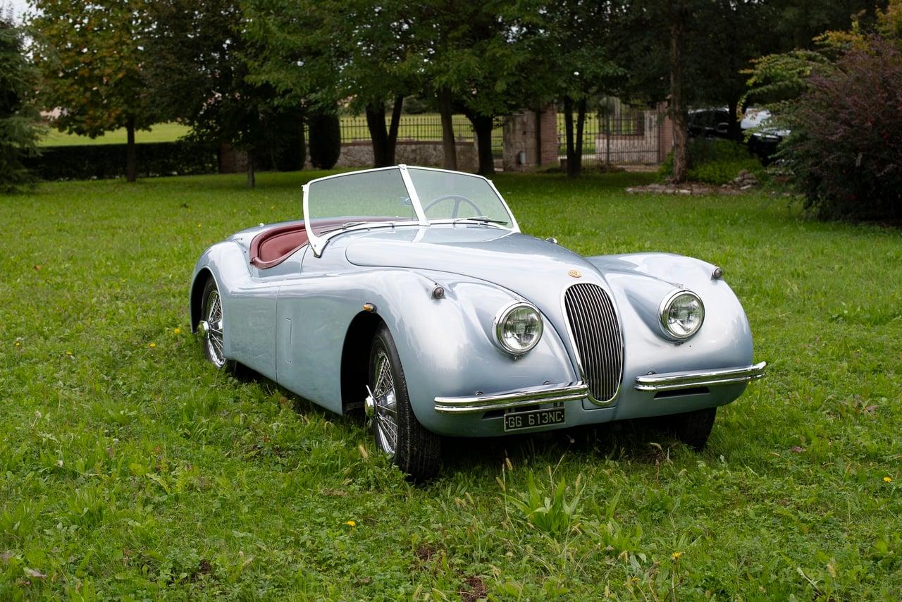 1953 Jaguar XK120 Open Two-Seater LesAnciennes.com