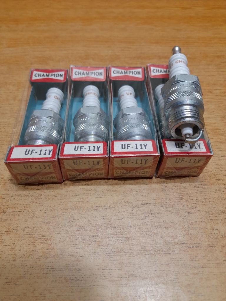 Bougies AC cobra continental galaxie Falcon UF-11Y LesAnciennes.com