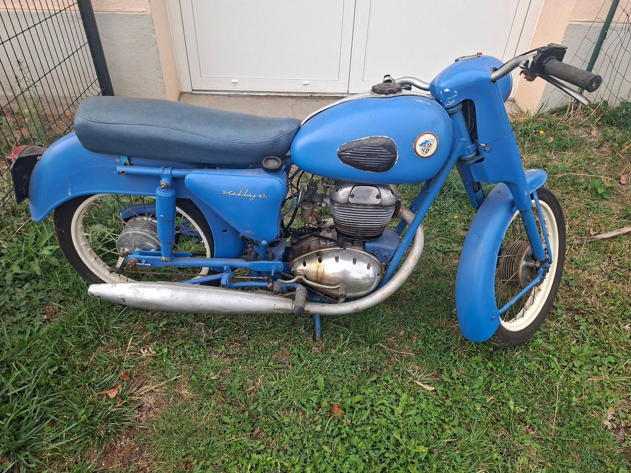 TERROT rallye - 1958 LesAnciennes.com