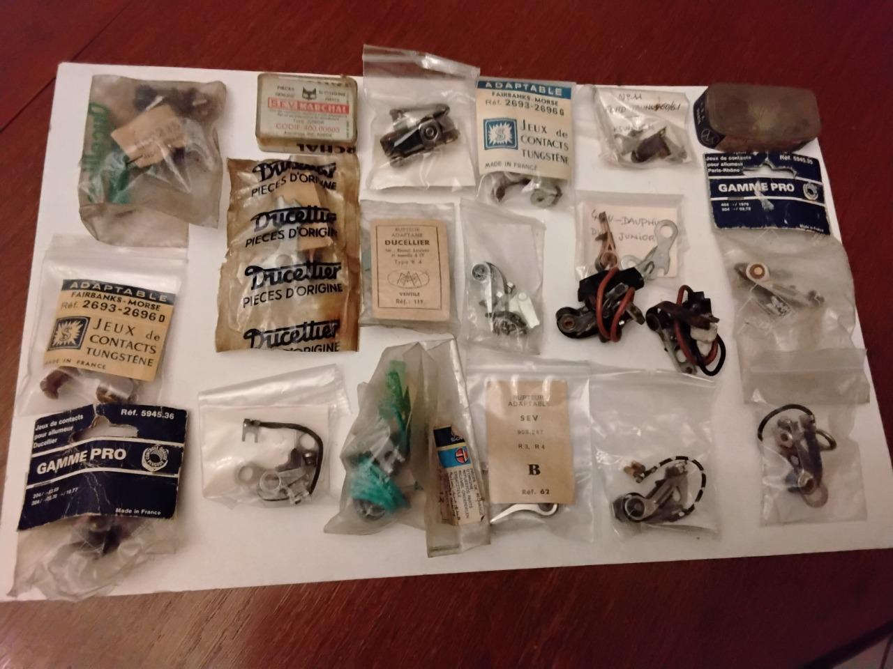 Lot de RUPTEURS diverses marques LesAnciennes.com