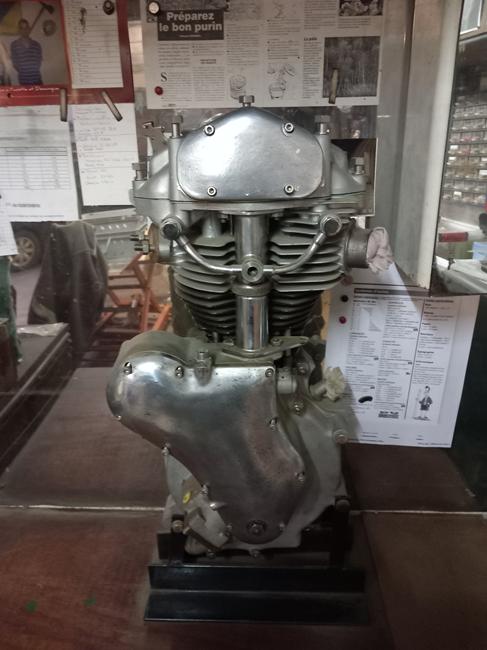 Moteur VELOCETTE Viper 350 LesAnciennes.com