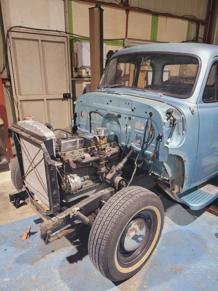 Train avant CHEVROLET Chevy 3100 LesAnciennes.com