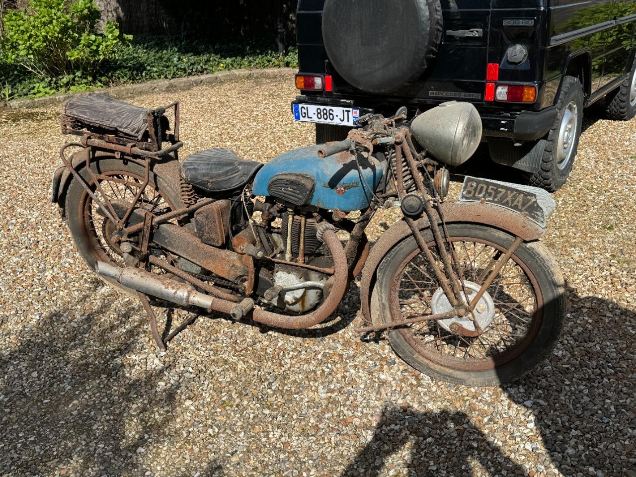 MOTOBECANE R 44 C - 1936 LesAnciennes.com