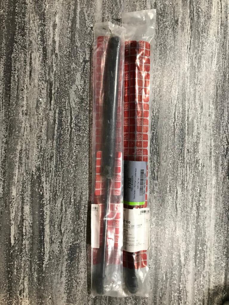 Ressorts MERCEDES 500 SL LesAnciennes.com