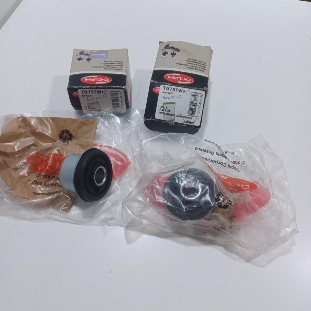 X2 Silent blocs bras suspension Renault R25 Espace LesAnciennes.com
