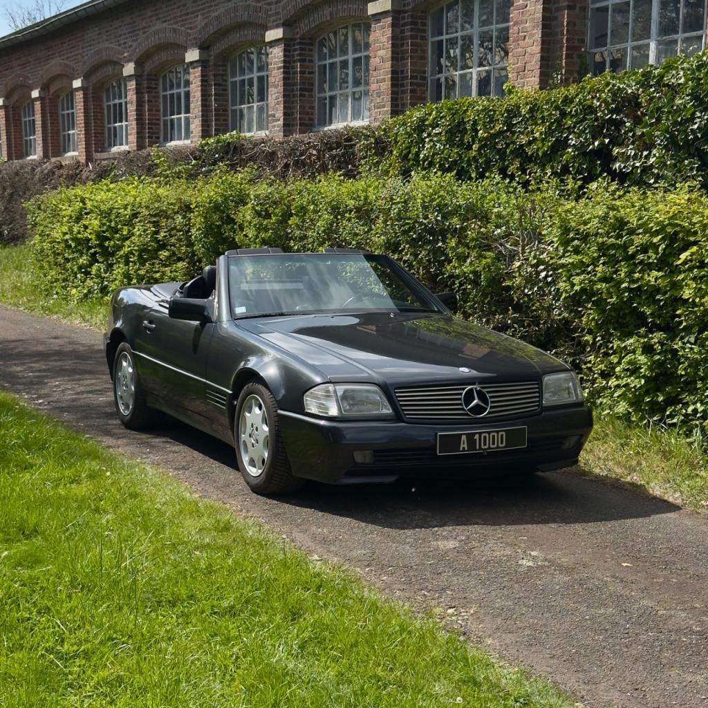 MERCEDES 500 SL R129 hardtop - 1990 LesAnciennes.com