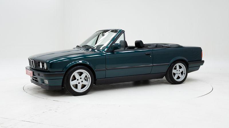 BMW 318i Cabriolet - 1991 LesAnciennes.com