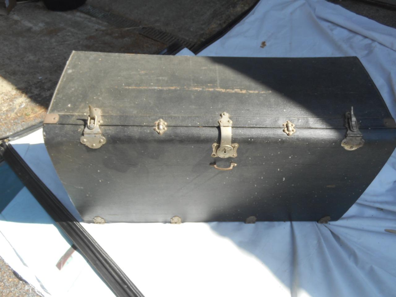 Malle INCONNUE MALLE VOITURE LesAnciennes.com