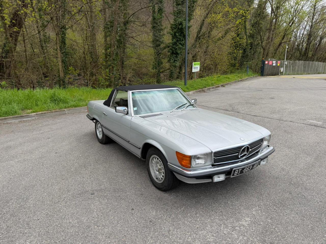 MERCEDES 450 SL R 107 - 1974 LesAnciennes.com