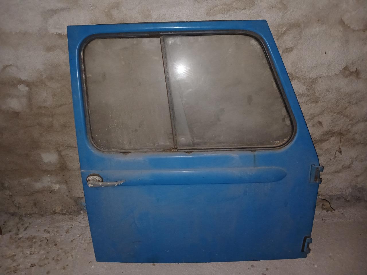 Portière droite RENAULT Estafette Alouette LesAnciennes.com