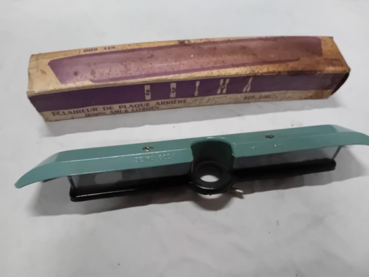 Éclaireur de plaque neuf Citroën ami 6 LesAnciennes.com