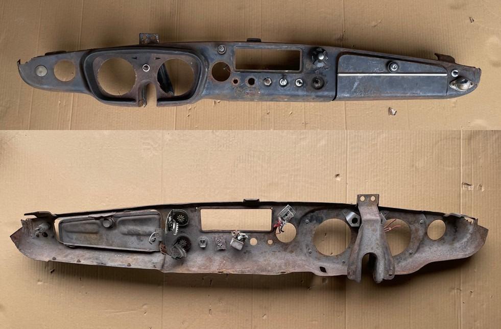 MGB - Tableau de bord - Métal - Direction à gauche LesAnciennes.com