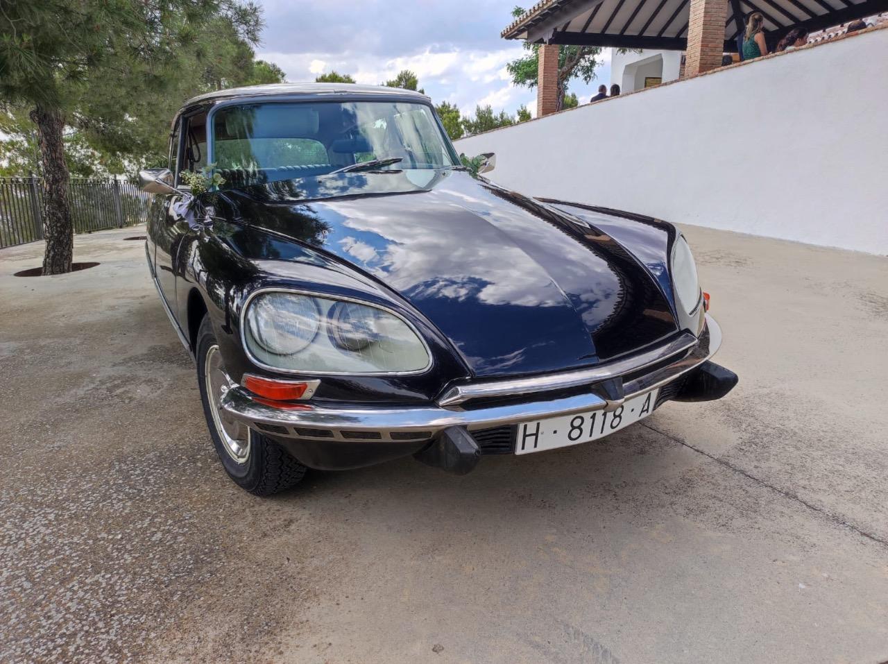 CITROEN DS 23 i.e. - 1974 LesAnciennes.com