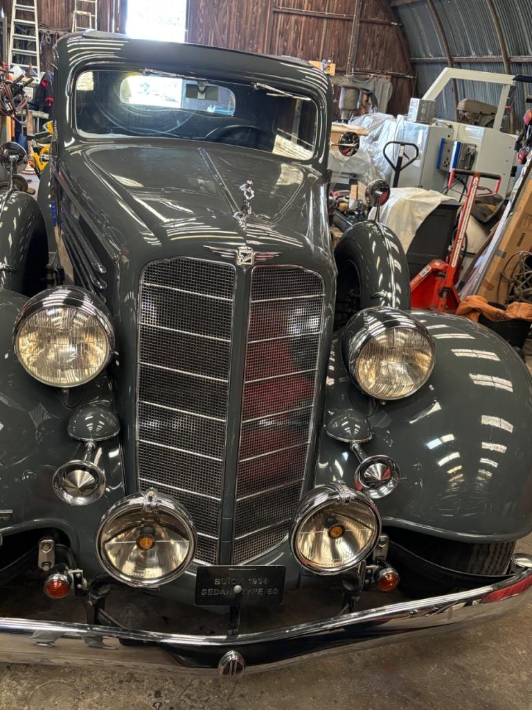 BUICK Sedan 60 - 1934 LesAnciennes.com