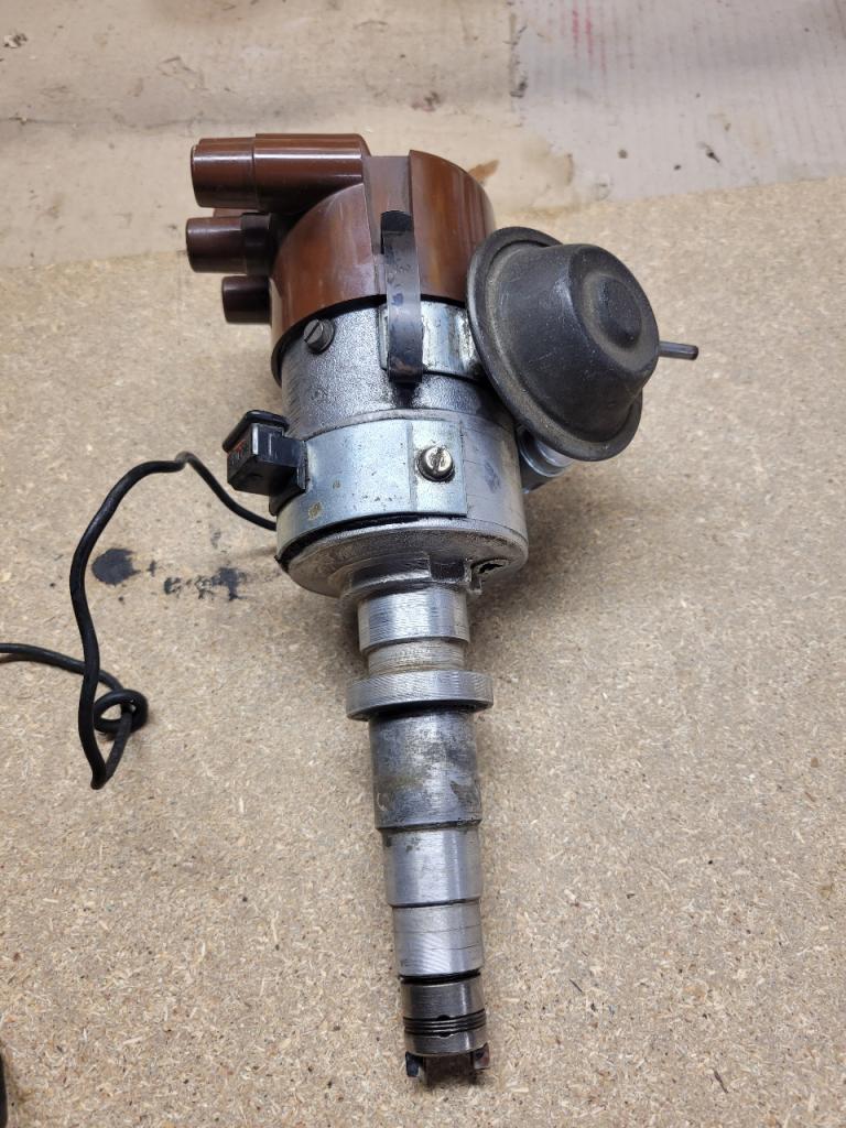 Pièces ALPINE RENAULT A310 1600 VF LesAnciennes.com