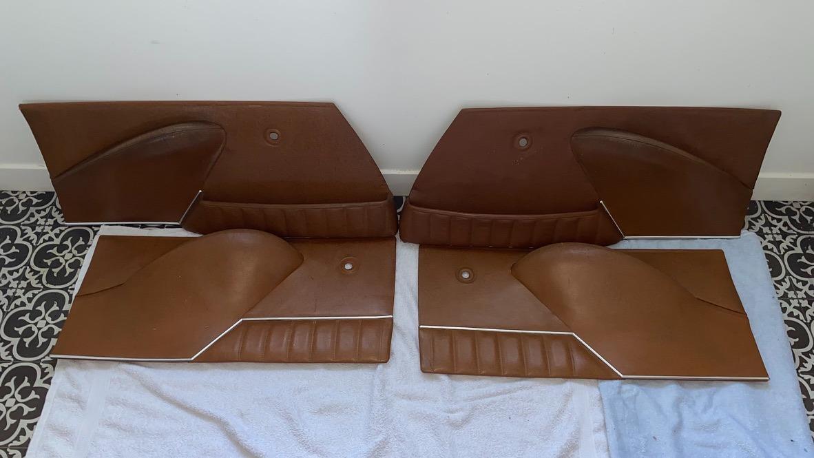 Intérieur CITROEN DS 1969 PALLAS LesAnciennes.com