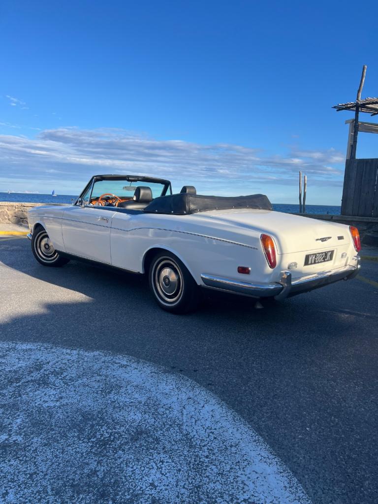 ROLLS ROYCE Corniche Cabriolet - 1971 LesAnciennes.com