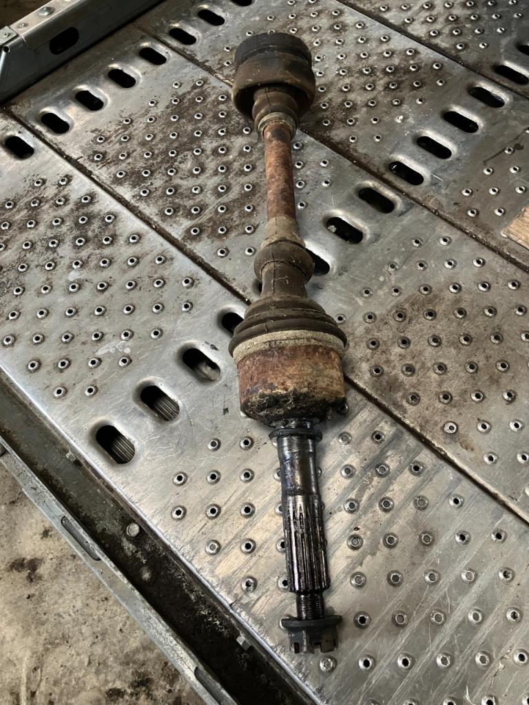 Cardan RENAULT Estafette LesAnciennes.com