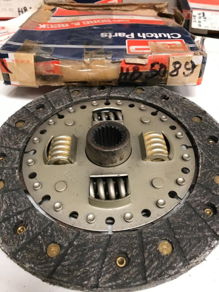 Disque embrayage neuf FORD Sierra Taunus 1600 LesAnciennes.com