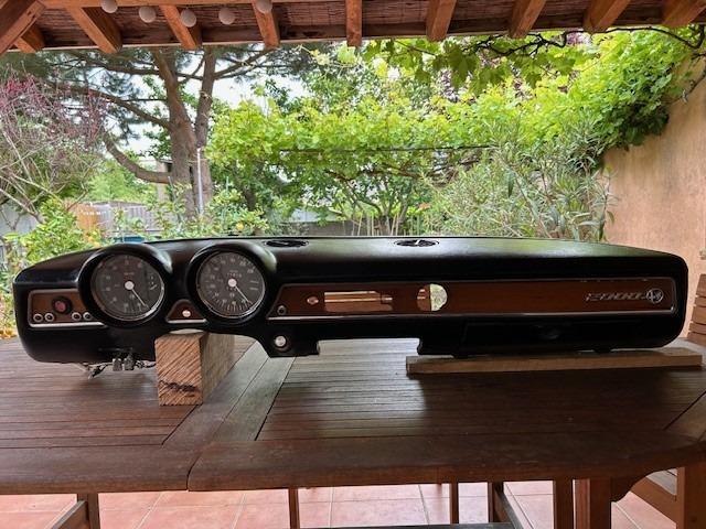 Tableau de bord ALFA ROMEO 1750 GT LesAnciennes.com