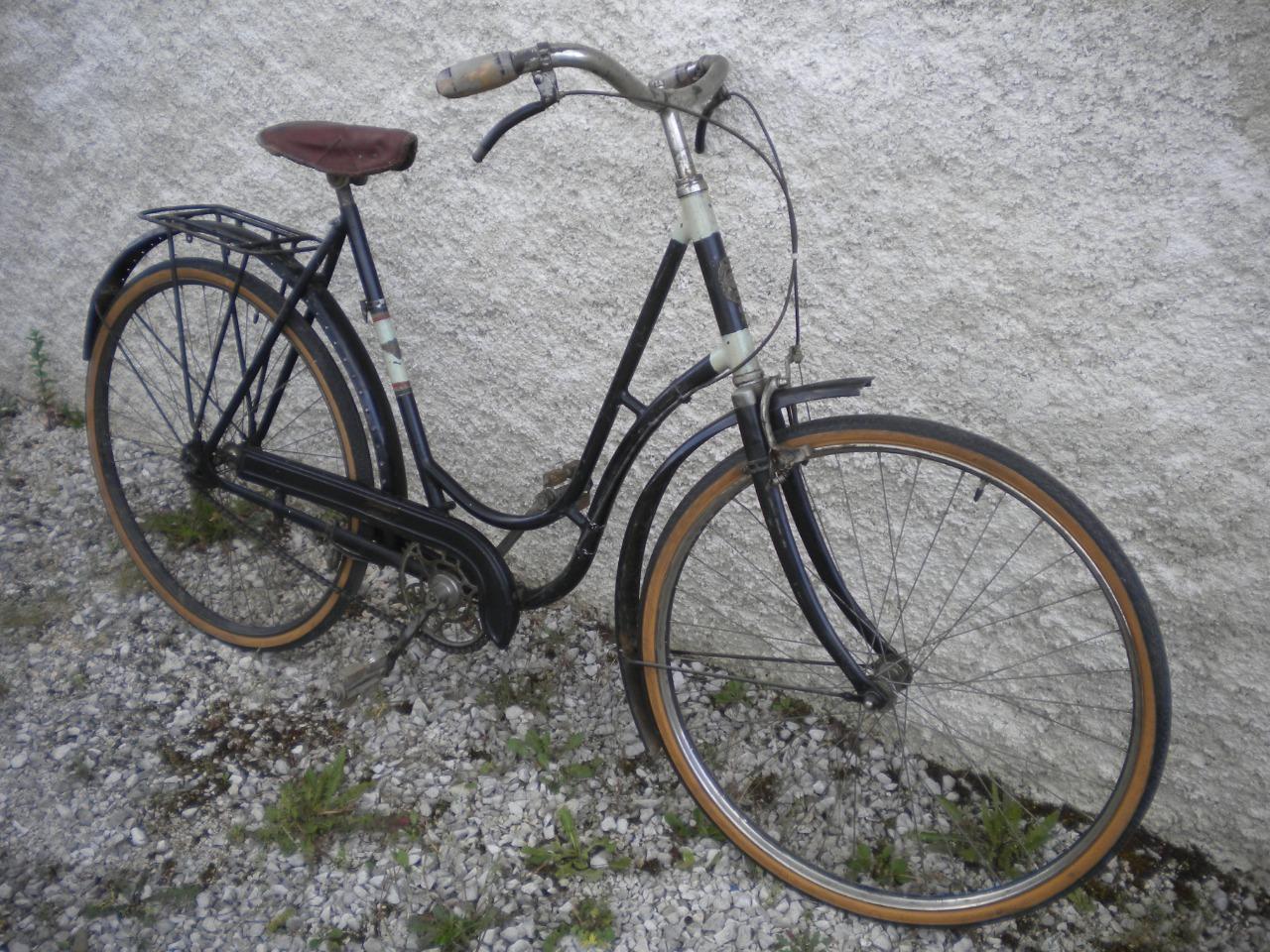 La Française Diamant cycle vélo ancien LesAnciennes.com