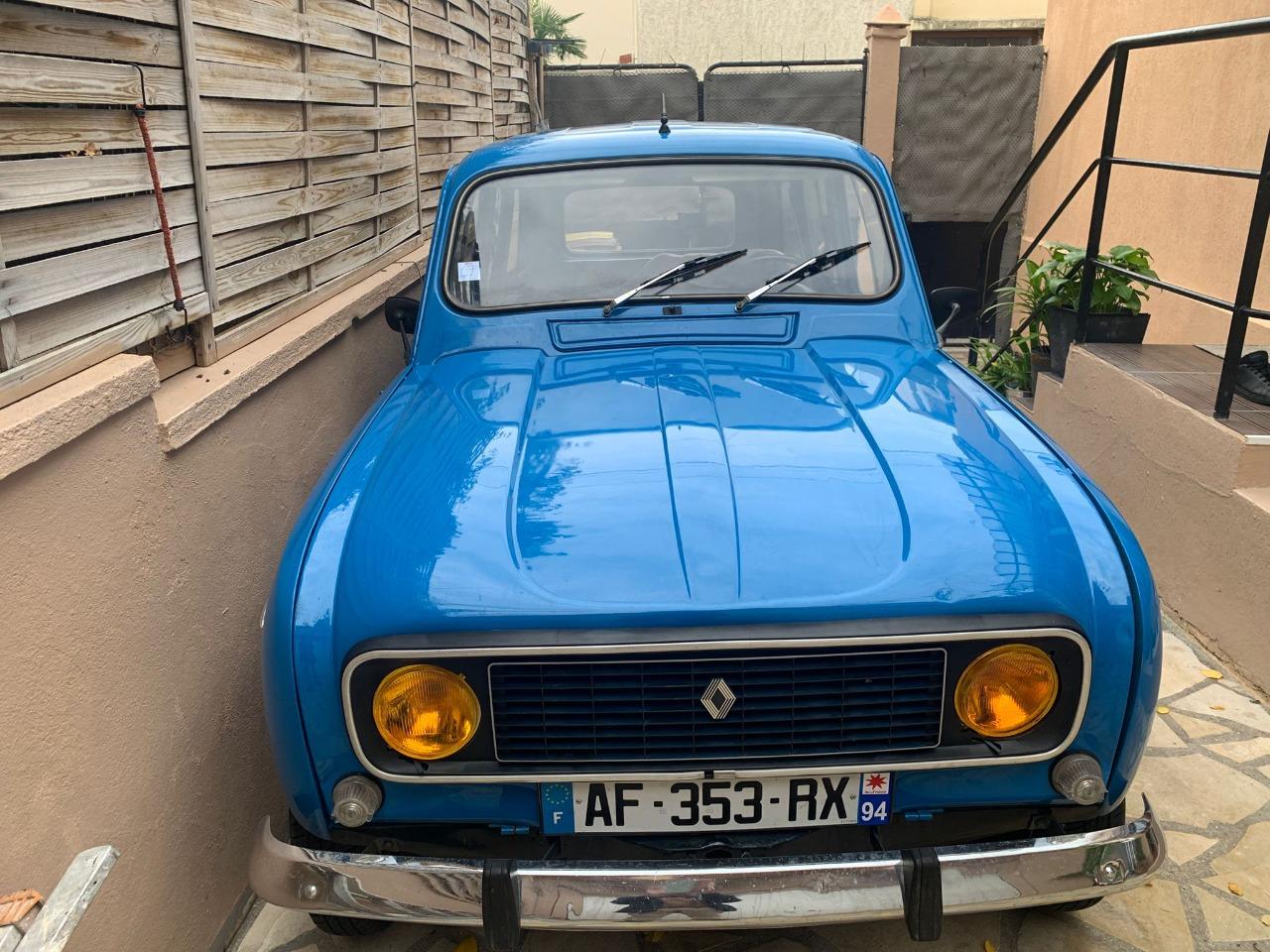 RENAULT 4 (R4) R1126 - 1975 LesAnciennes.com