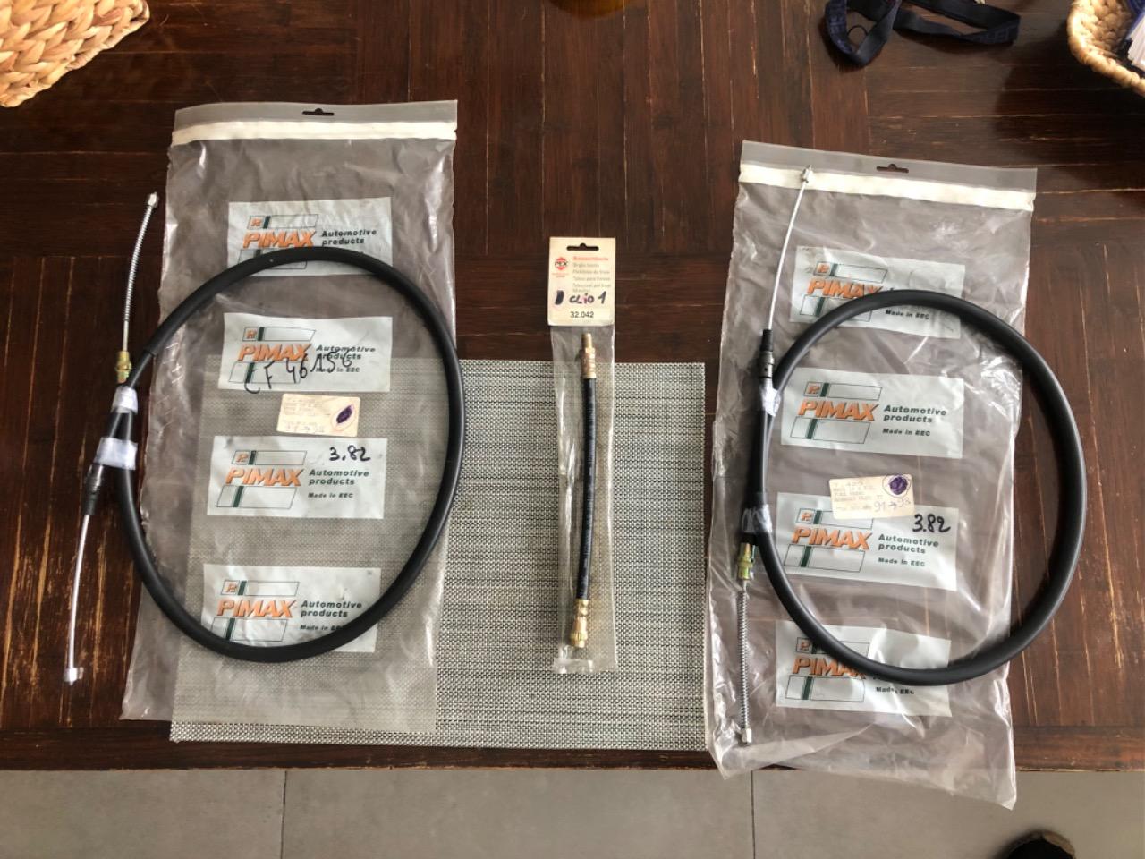 Cable frein à main + tuyau de frein RENAULT Clio 1 LesAnciennes.com