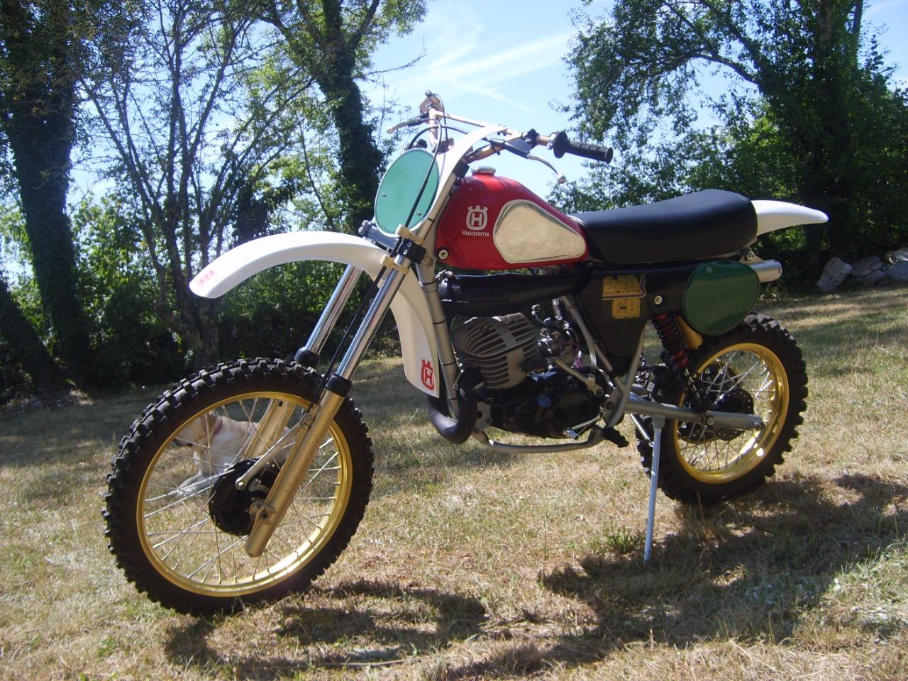 HUSQVARNA 240 CR 1982 - 1982 LesAnciennes.com