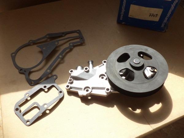 Pompe eau renault super 5 gt turbo LesAnciennes.com