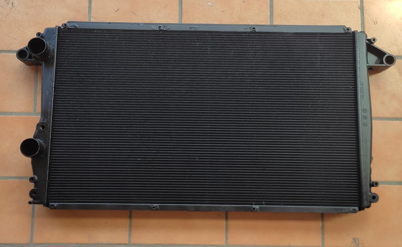 Radiateur Ferrari California LesAnciennes.com