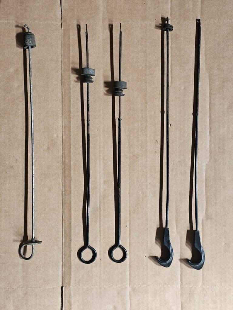 Crochet ouverture capot CITROEN DS LesAnciennes.com