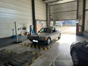 image_1-MERCEDES 190 E - 1990