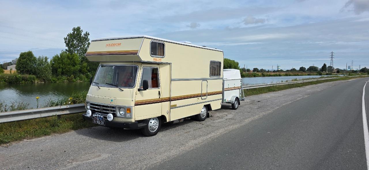 PEUGEOT J9 Camping-car - 1980 LesAnciennes.com
