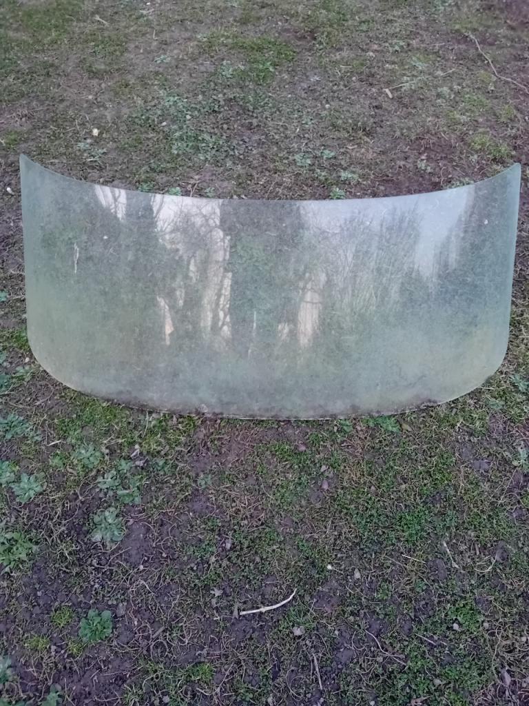 Pare brise CITROEN DS LesAnciennes.com